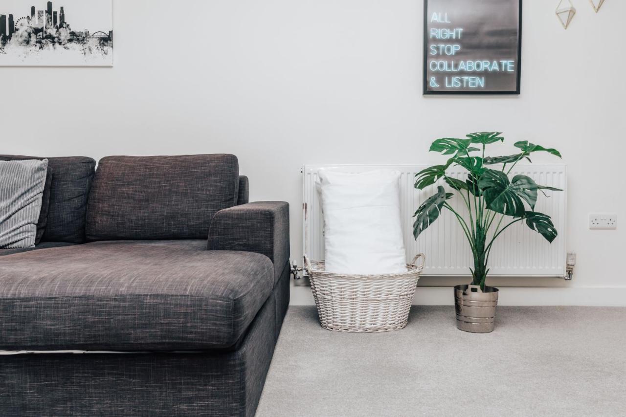 Central Modern Flat For 4-6 & Dedicated Parking Henley-on-Thames Exteriér fotografie