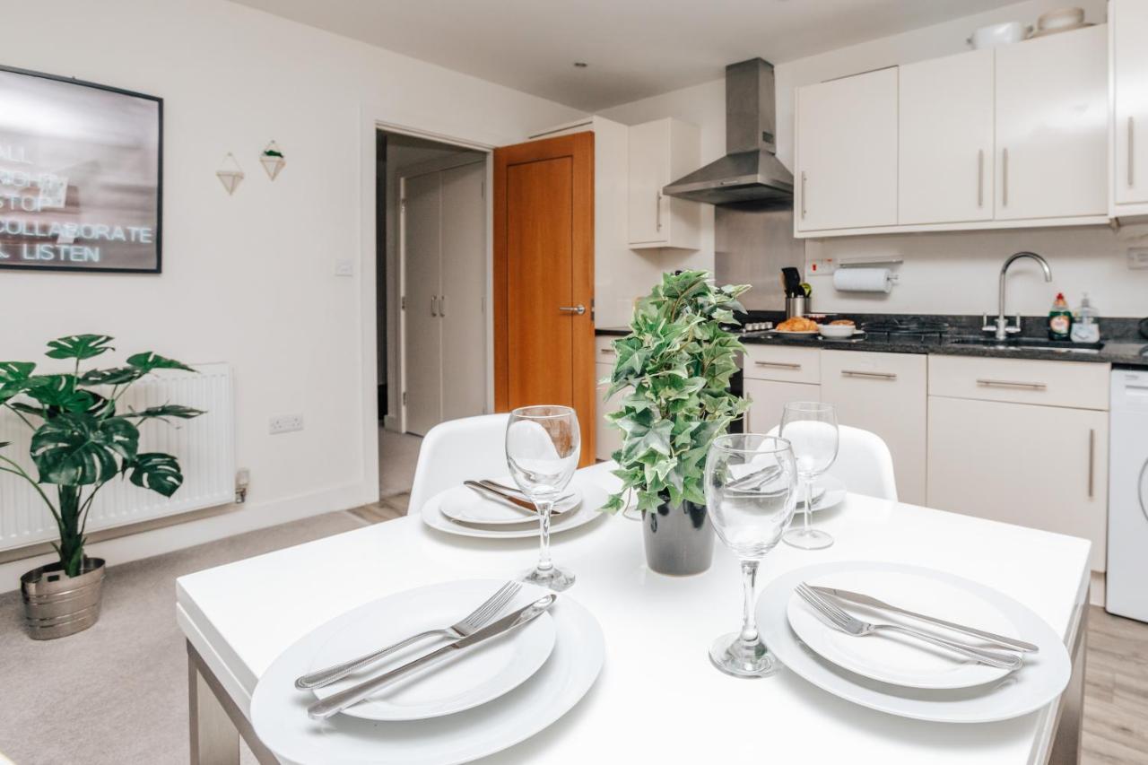 Central Modern Flat For 4-6 & Dedicated Parking Henley-on-Thames Exteriér fotografie