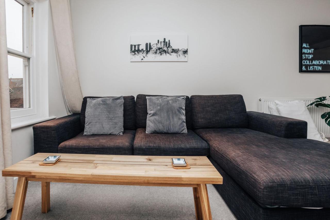 Central Modern Flat For 4-6 & Dedicated Parking Henley-on-Thames Exteriér fotografie
